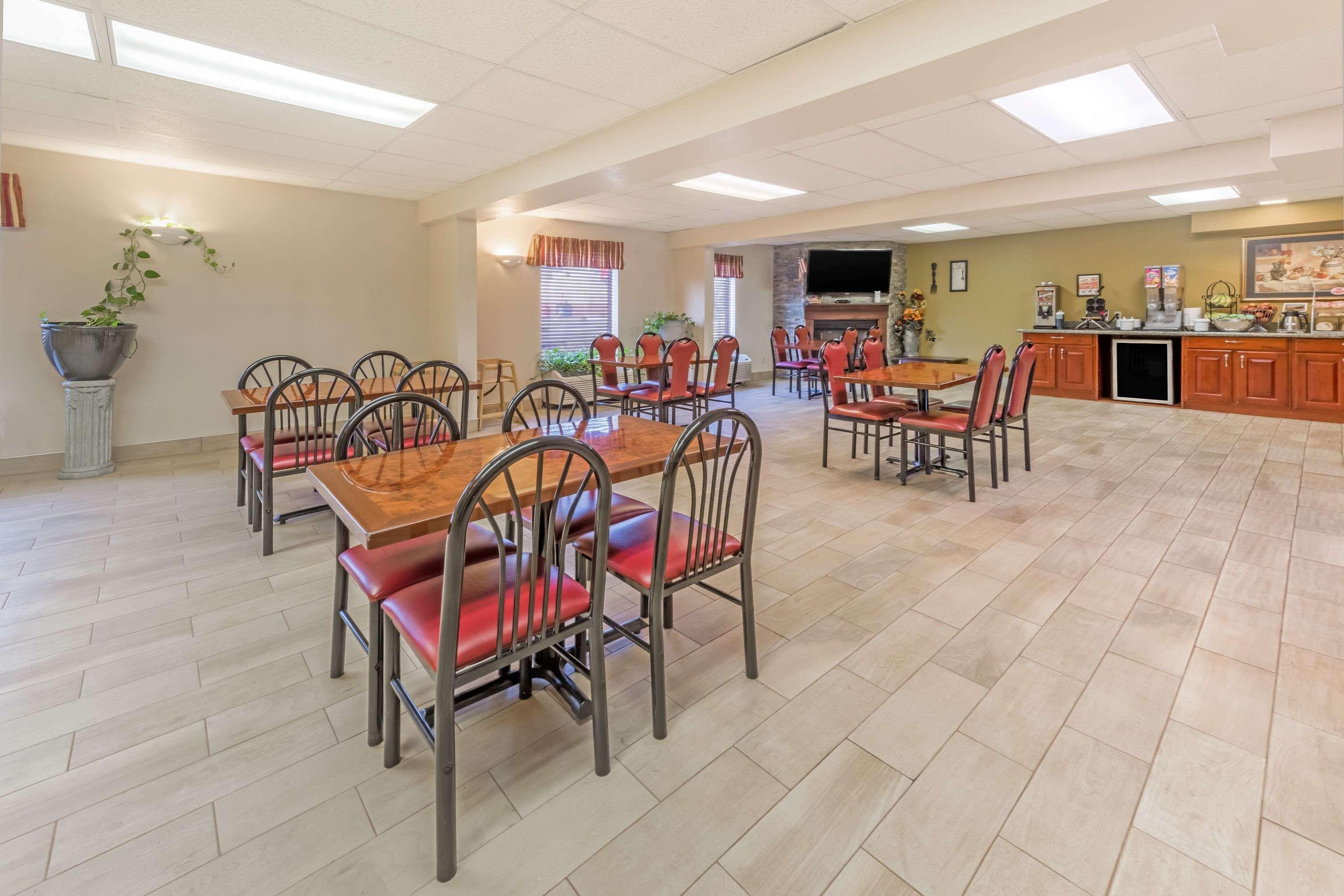 Super 8 By Wyndham Shepherdsville - Louisville South I65 Zewnętrze zdjęcie